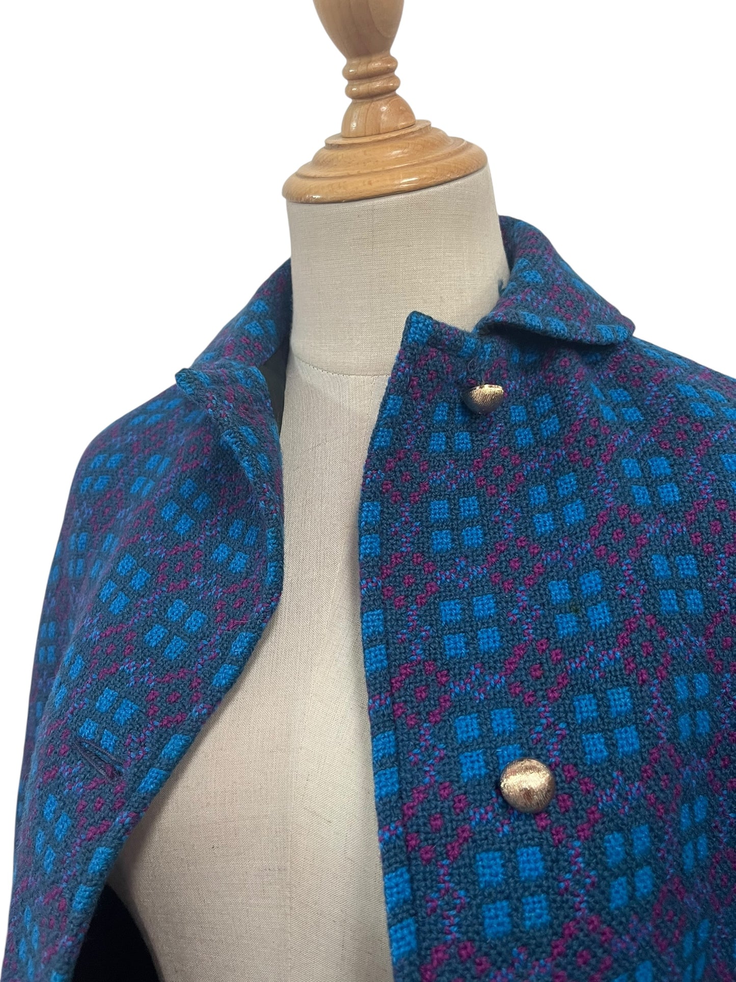 WELSH WOOLLENS CAPE