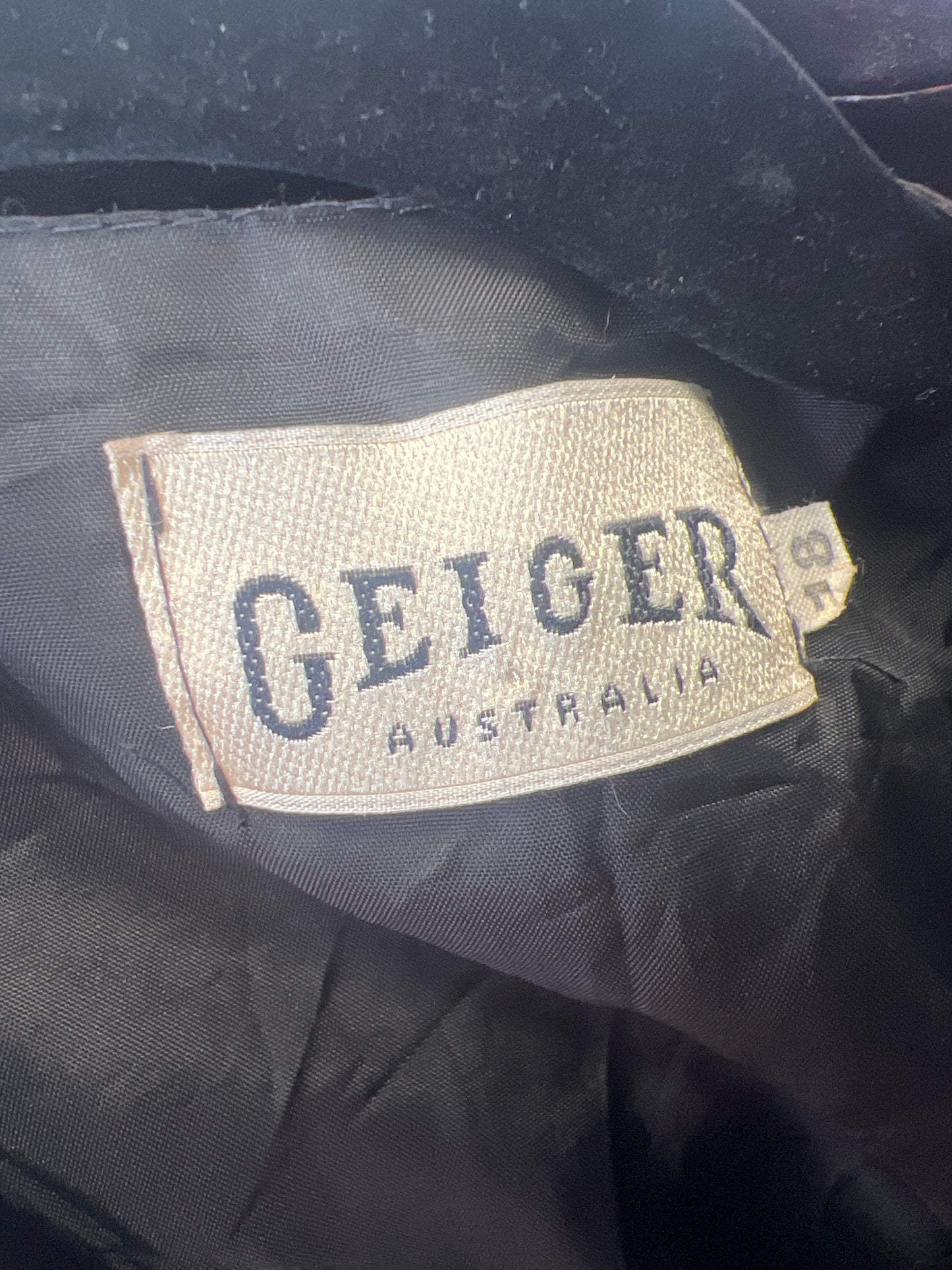 GEIGER TAPESTRY VEST | 18
