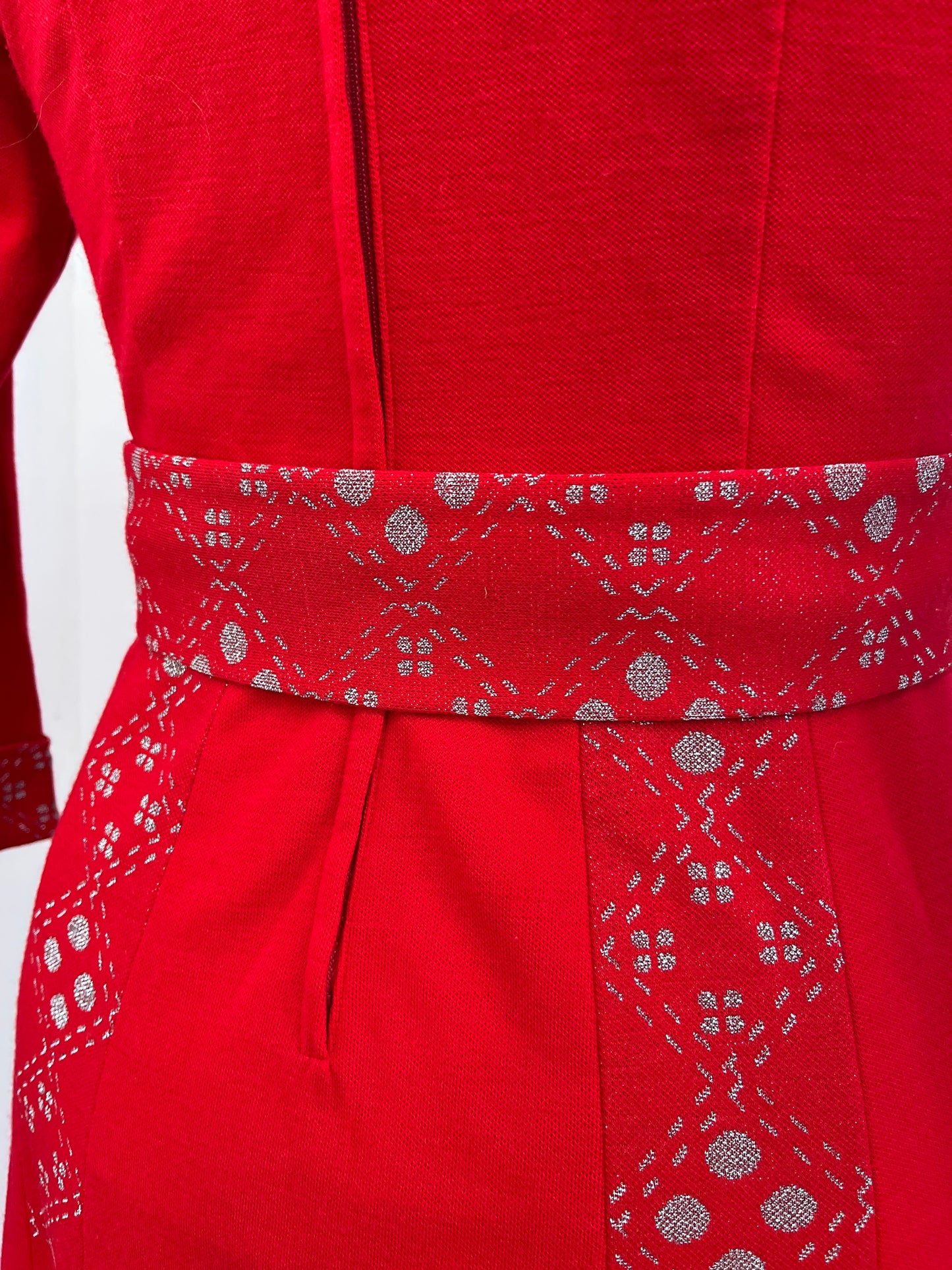 MARTI (AUS) VIBRANT 70S DRESS SZ 14
