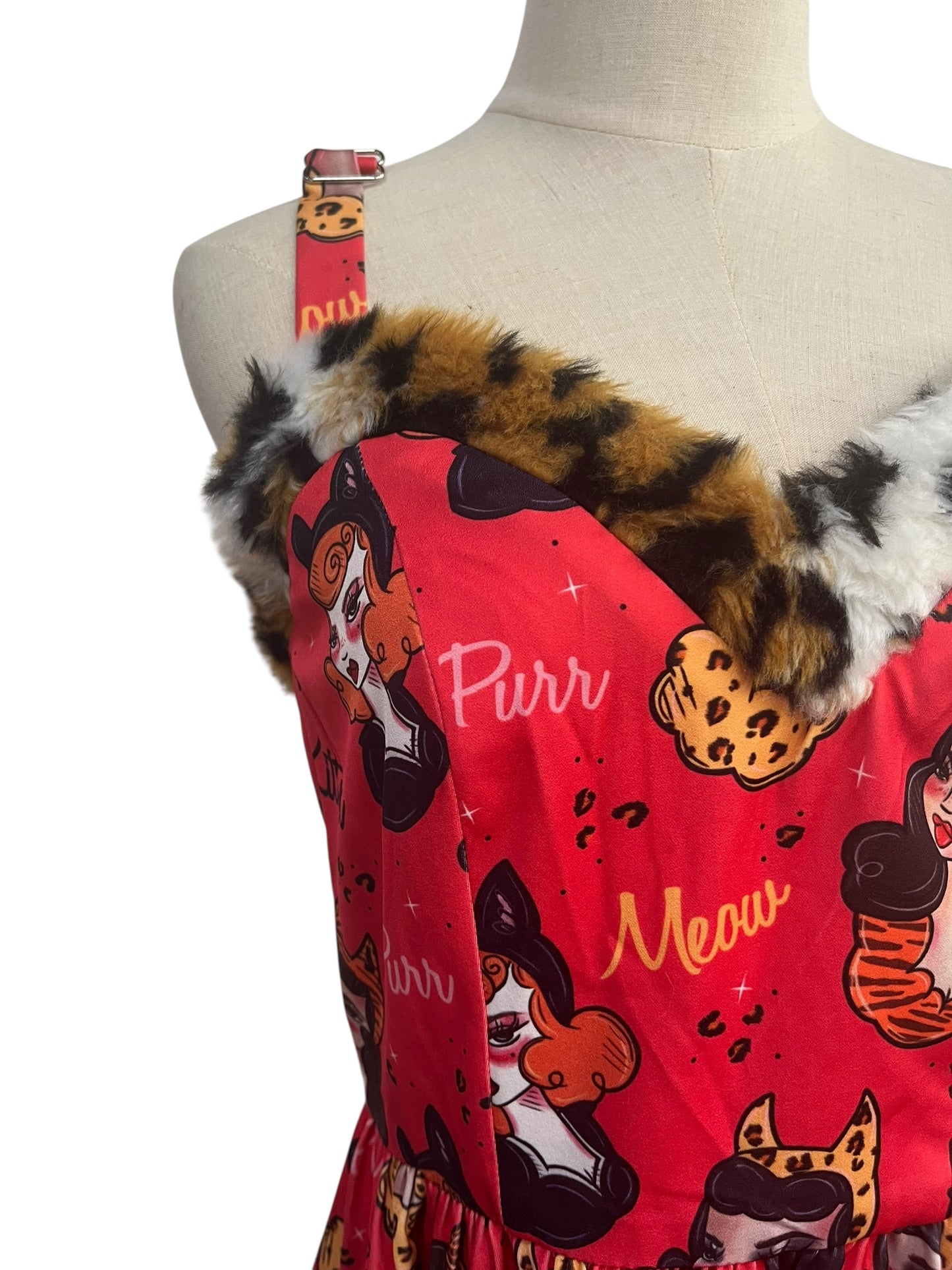 SOURPUSS KITTY DRESS | M10