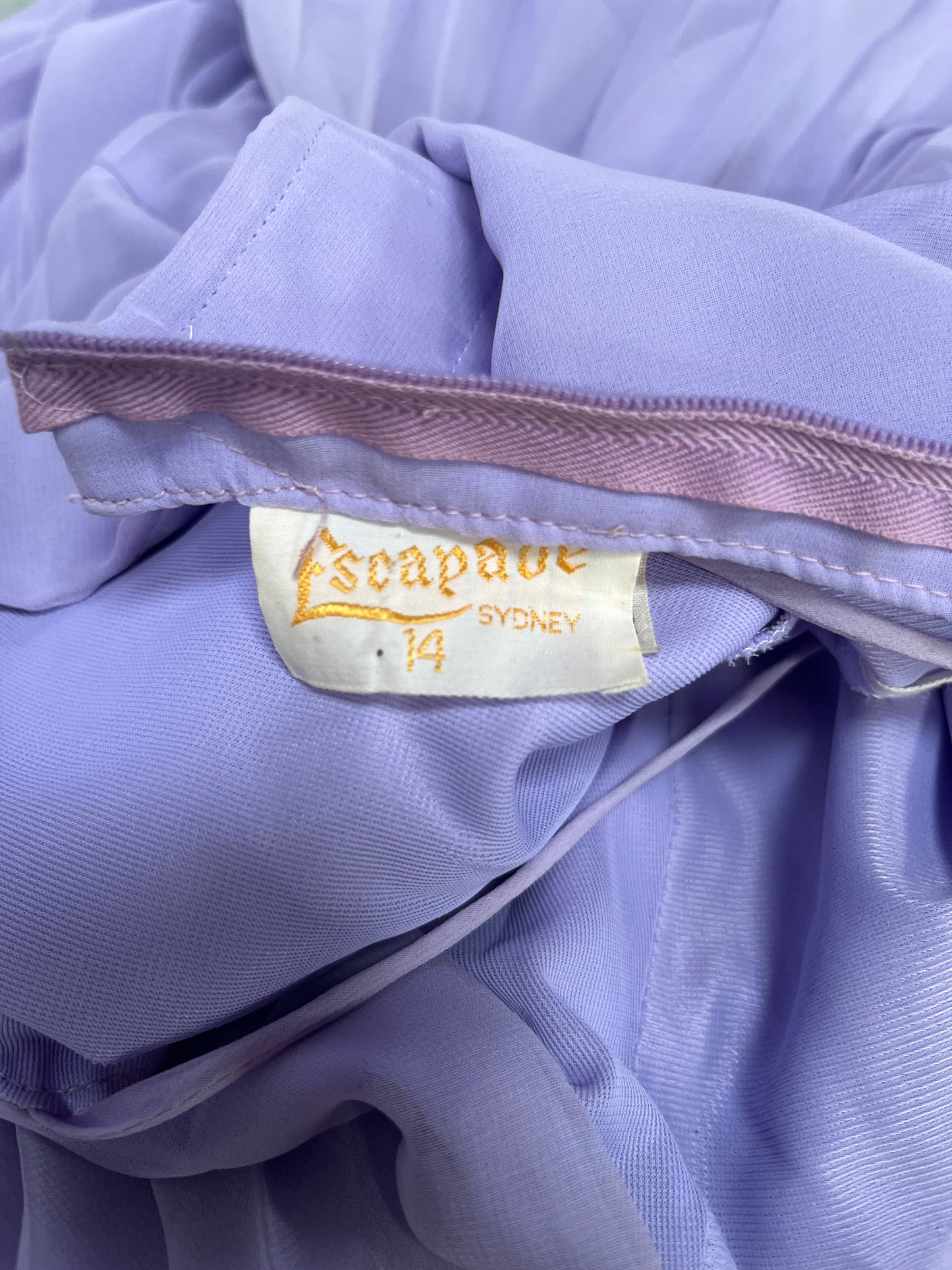 ESCAPADE LILAC 70S GOWN SZ 12