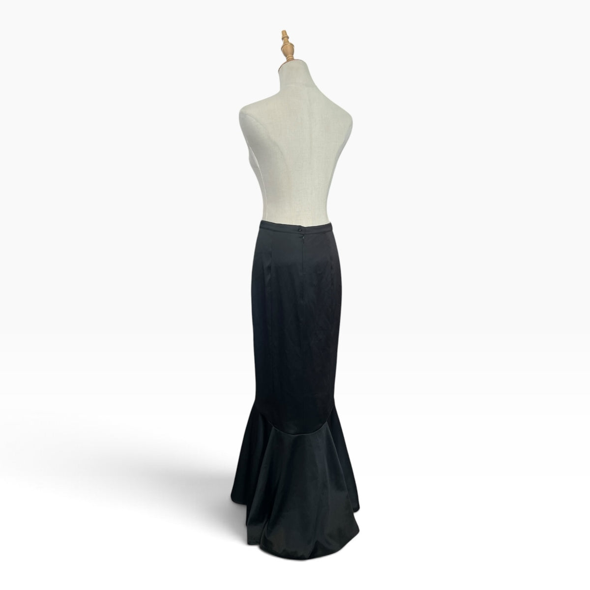 DAMSEL LONG BLACK FISHTAIL SKIRT | 10