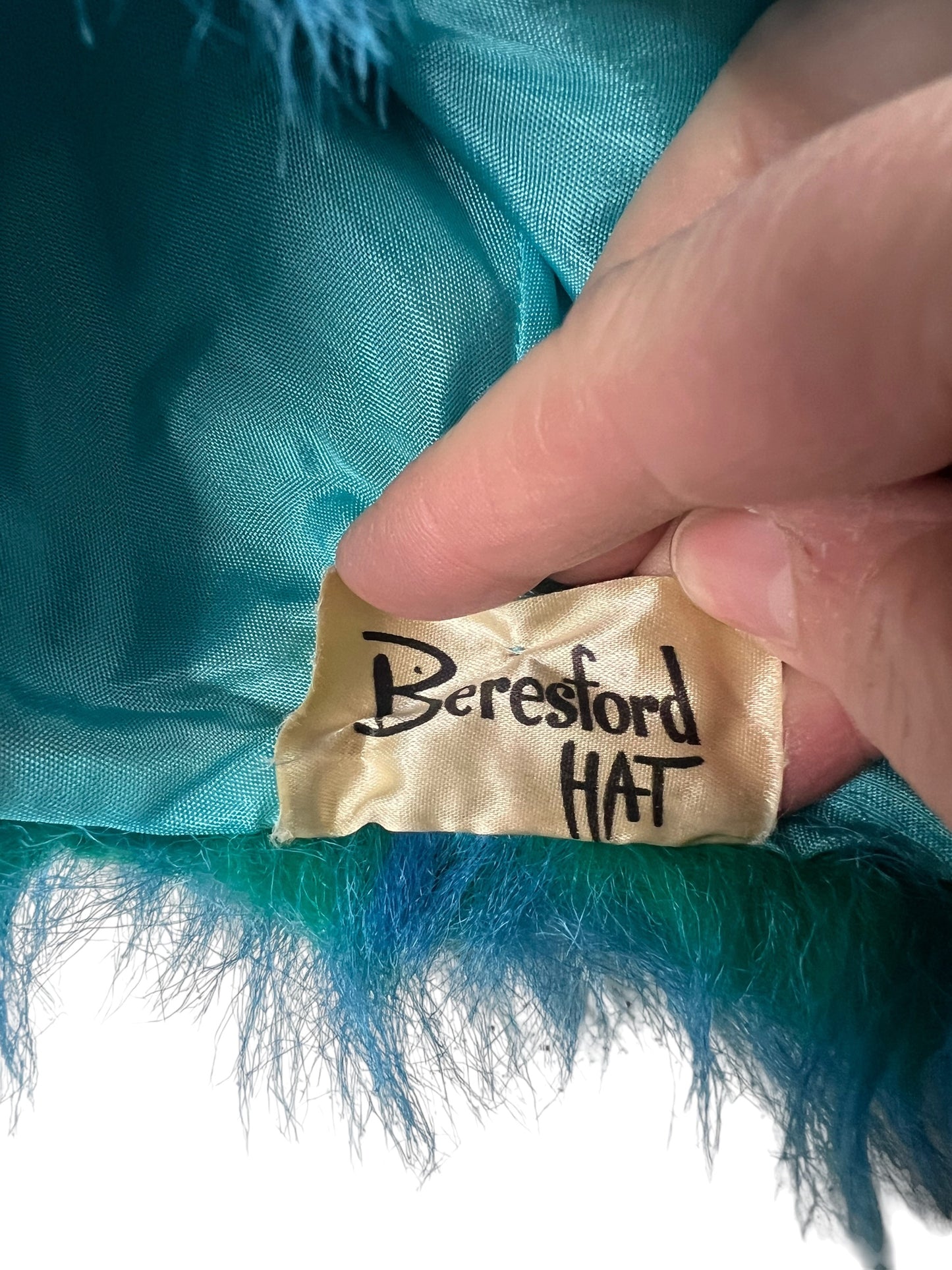 BERESFORD BLUE/GREEN HAT