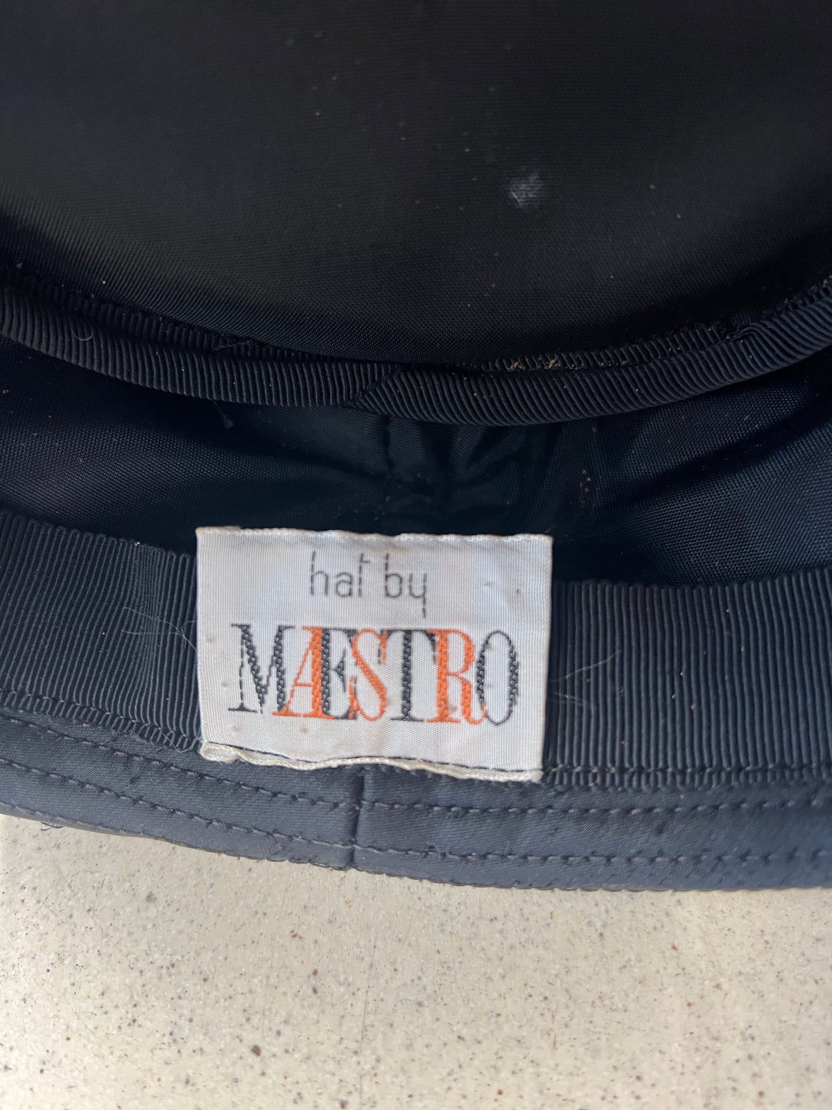 MAESTRO BLACK PILLBOX HAT