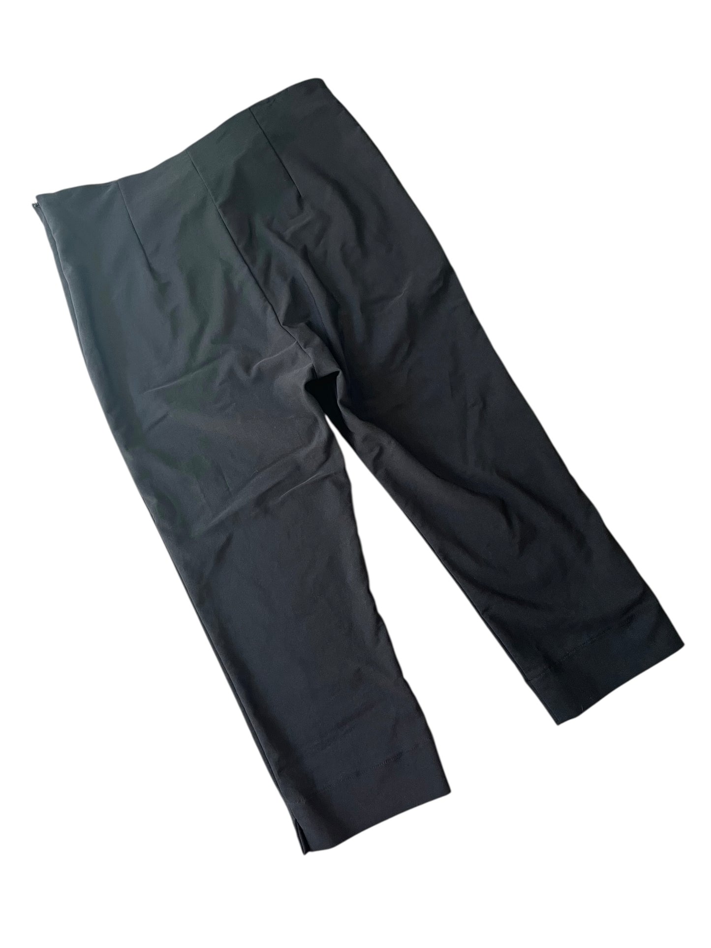 INGEAR BLACK CAPRI PANTS | 18