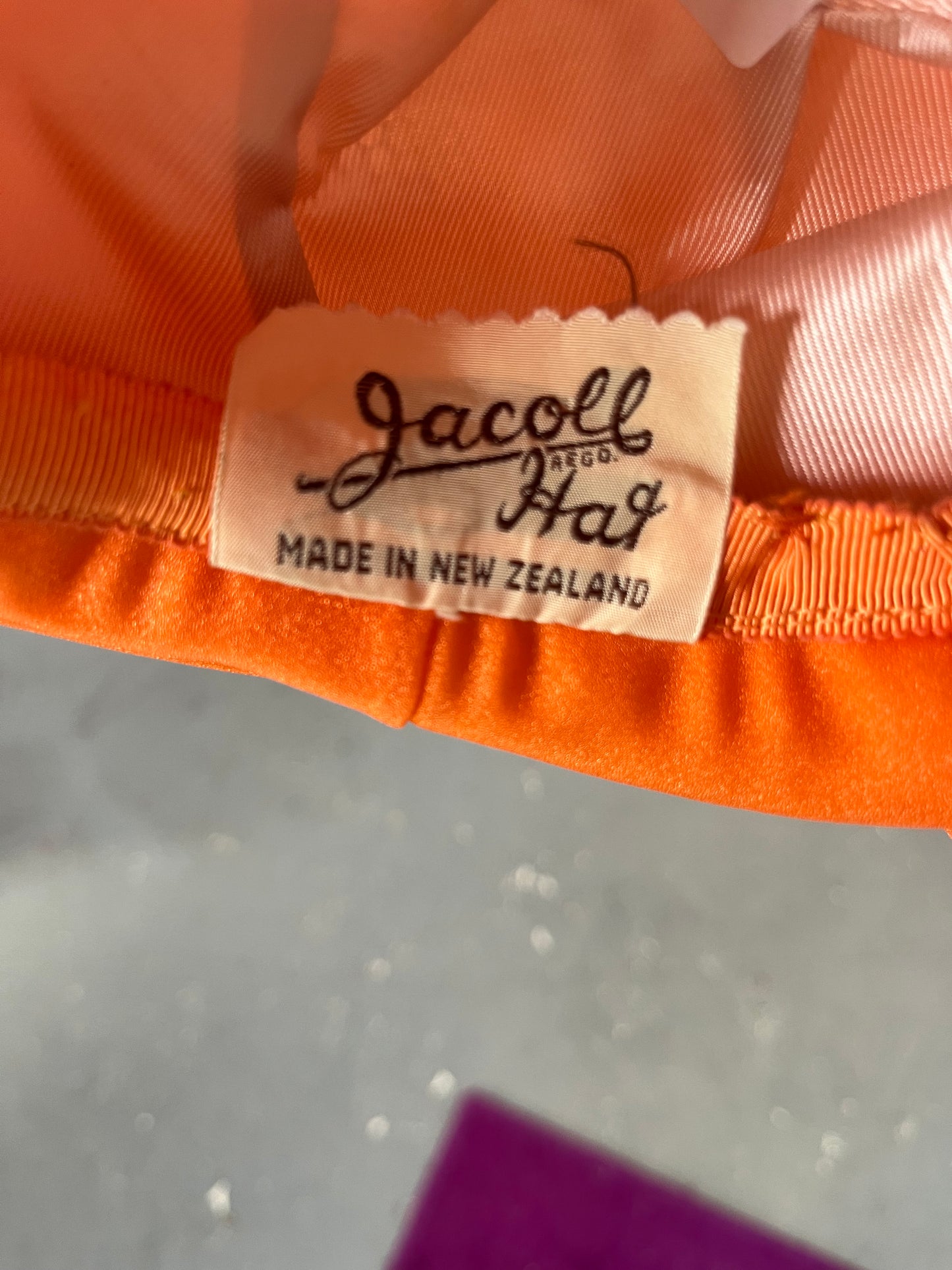 JACOLL ORANGE HAT