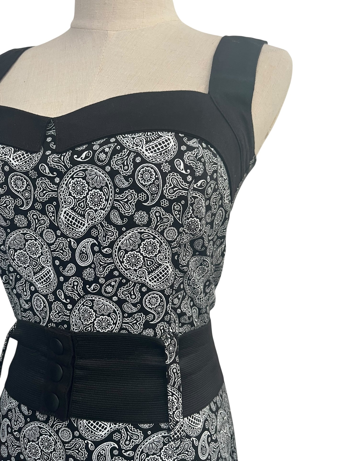 SWITCHBLADE STILETTO PAISLEY DRESS | M10