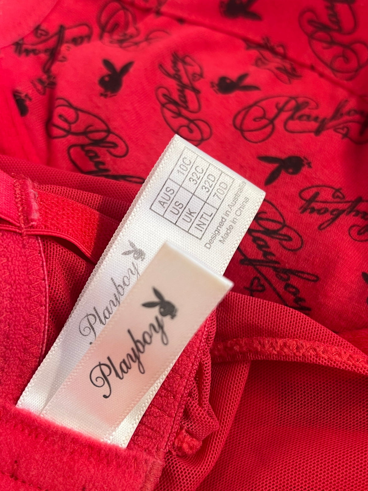 RED PLAYBOY NEGLIGEE 10C
