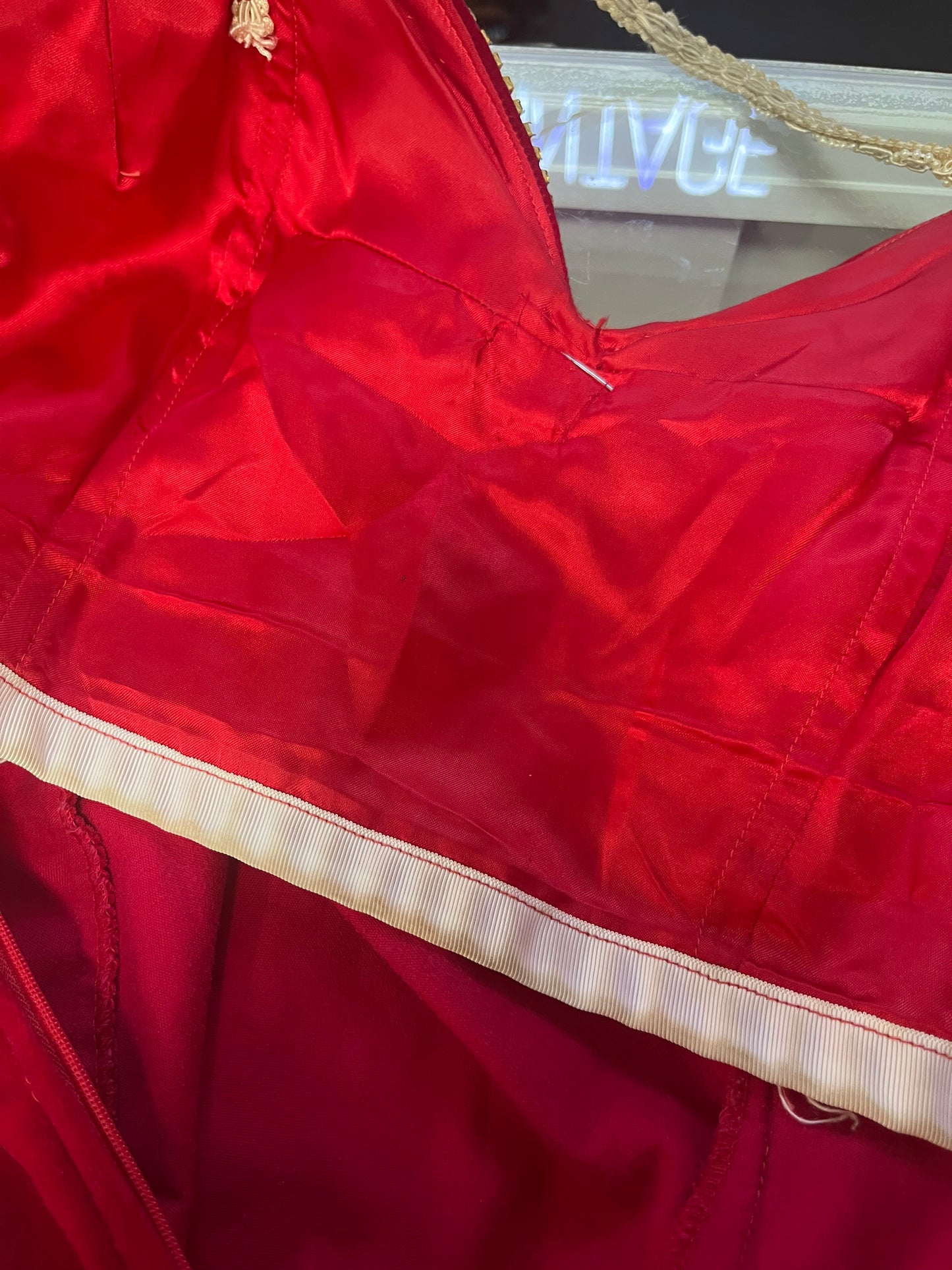 VINTAGE RED VELVET FISHTAIL DRESS SZ 10
