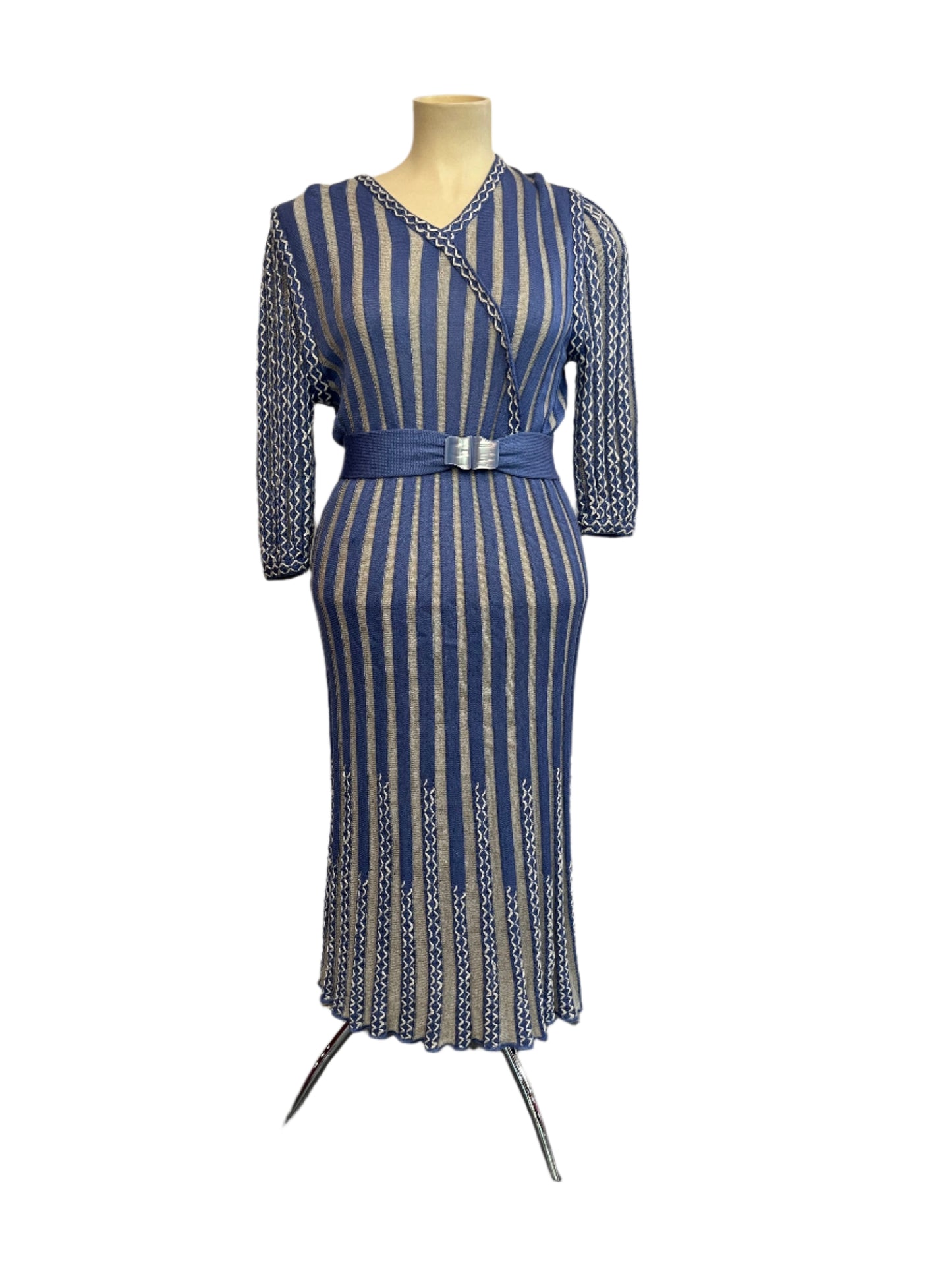 THE CORNFLOWER KNIT DRESS SZ 12