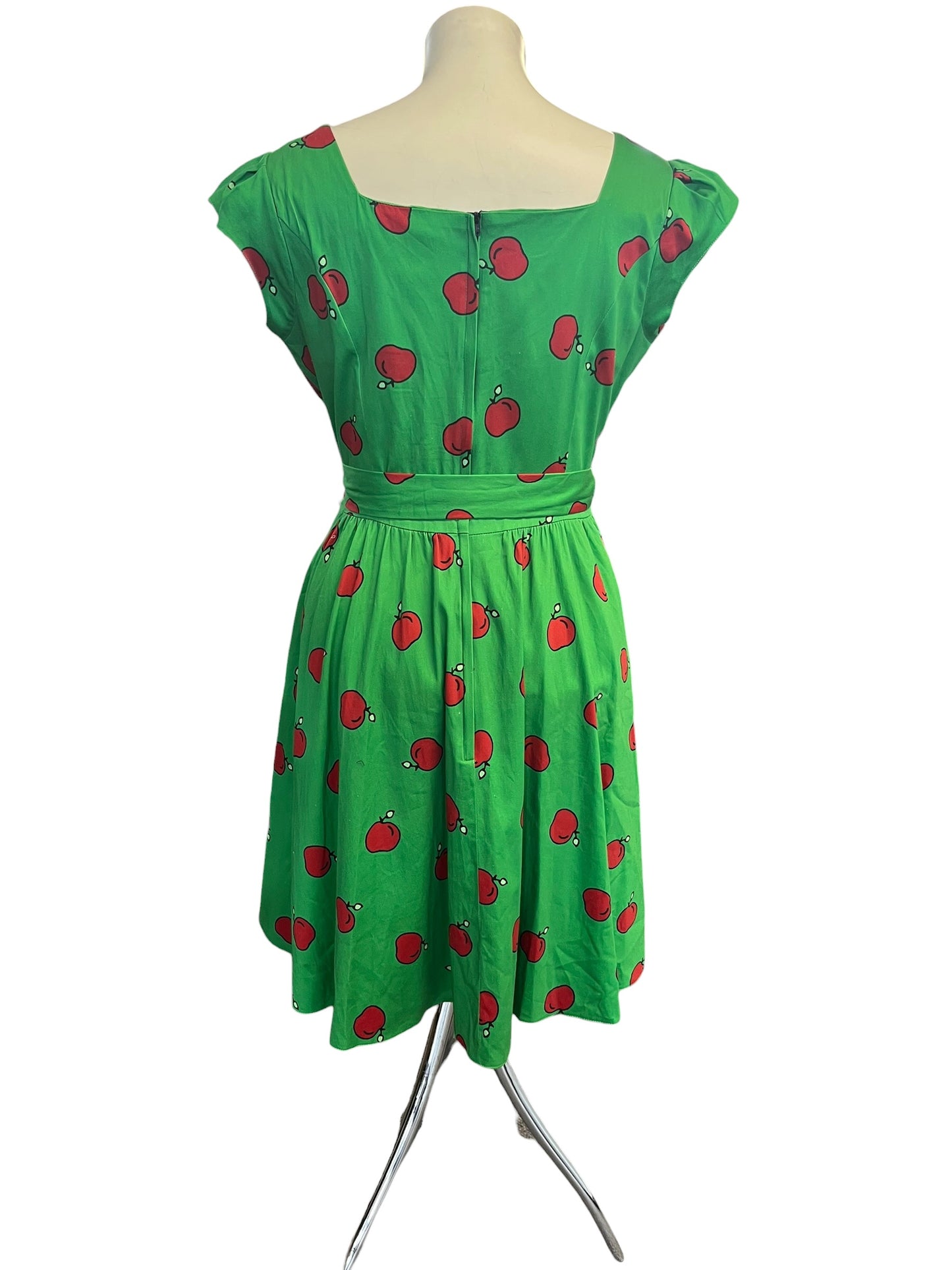 LADY VINTAGE APPLE DRESS | 18