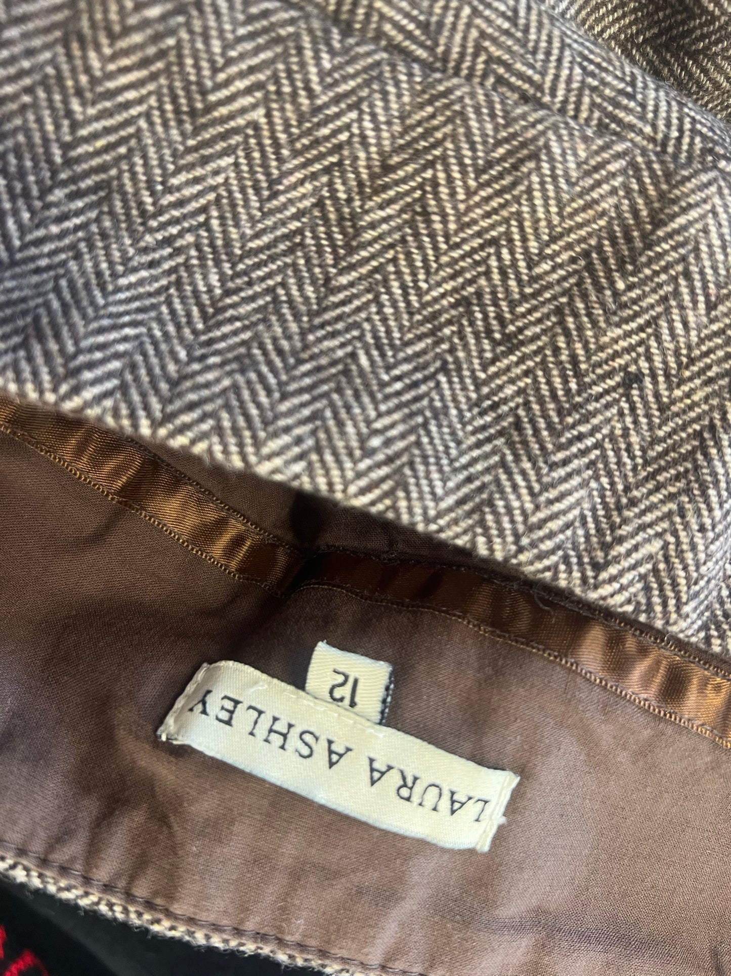 LAURA ASHLEY WOOL BLEND SKIRT | 14