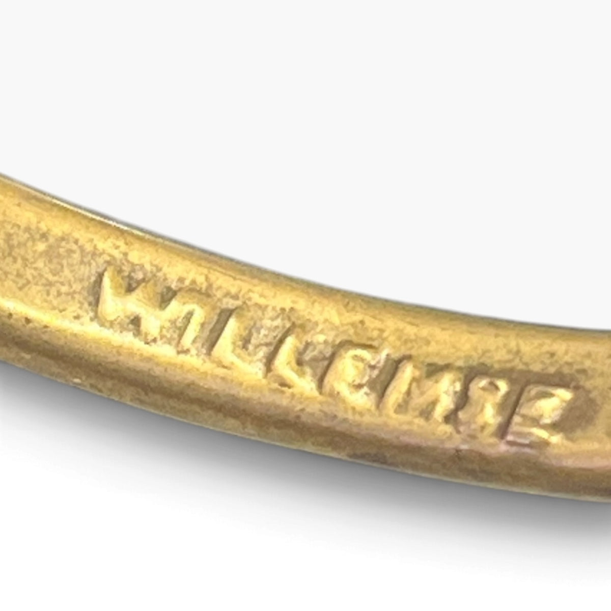 MOTHER OF PEARL WILLEMSE BANGLE