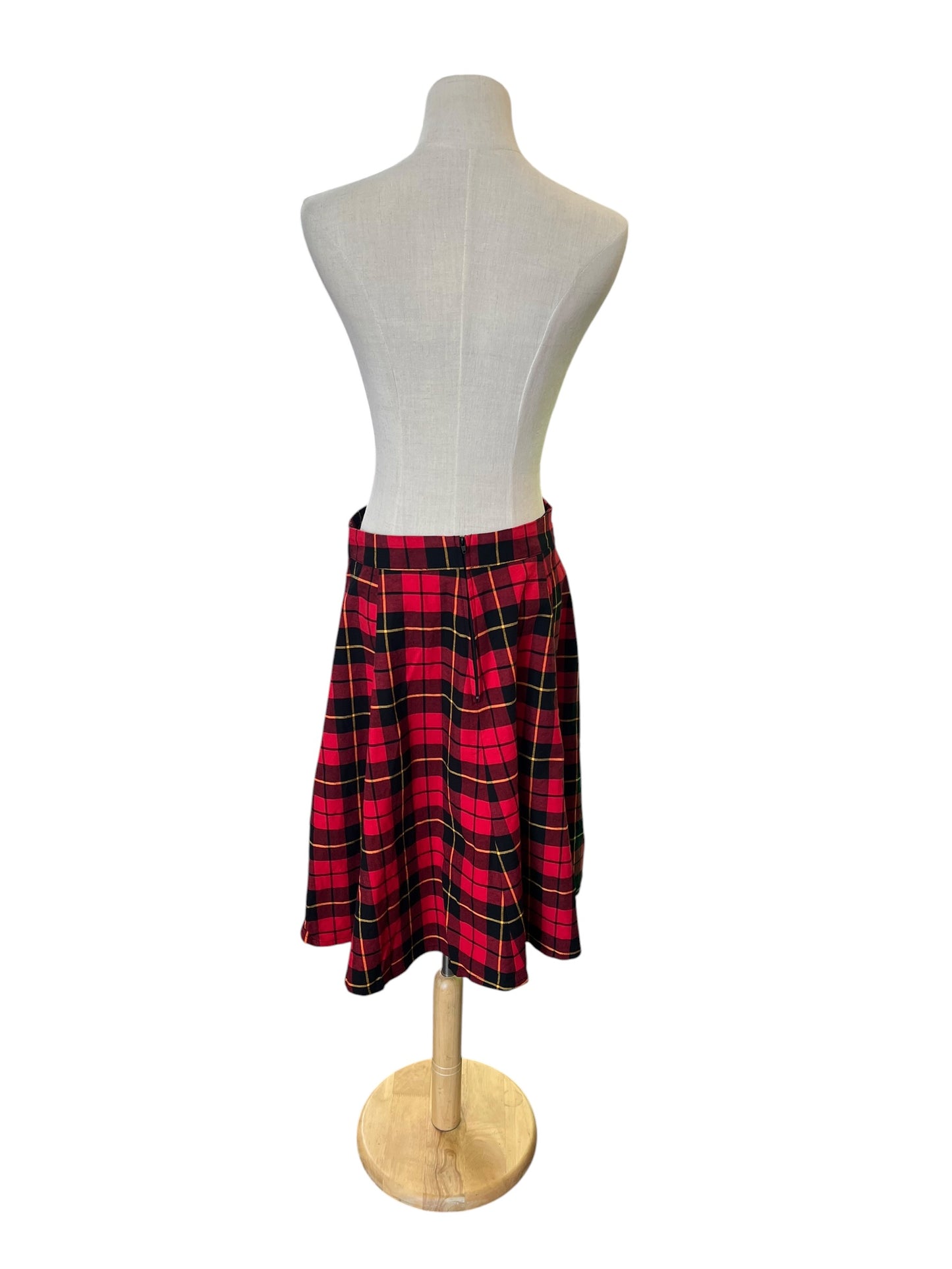 REVIVAL RED TARTAN SKIRT | 10