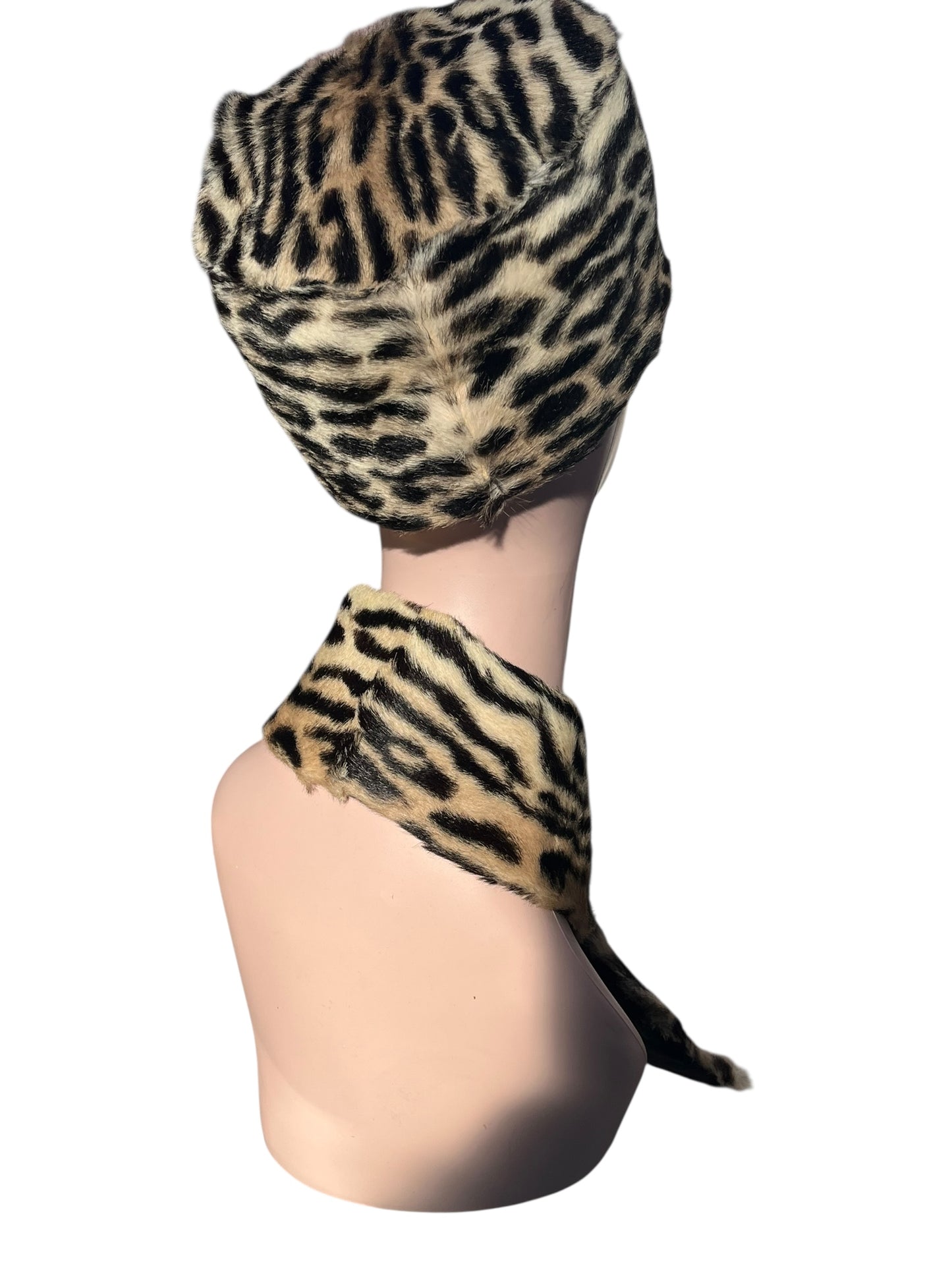 STRIPED FUR NECK CUFF