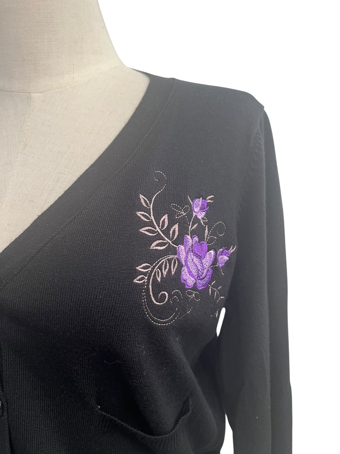 BLACK EMBROIDERED CARDY | 14