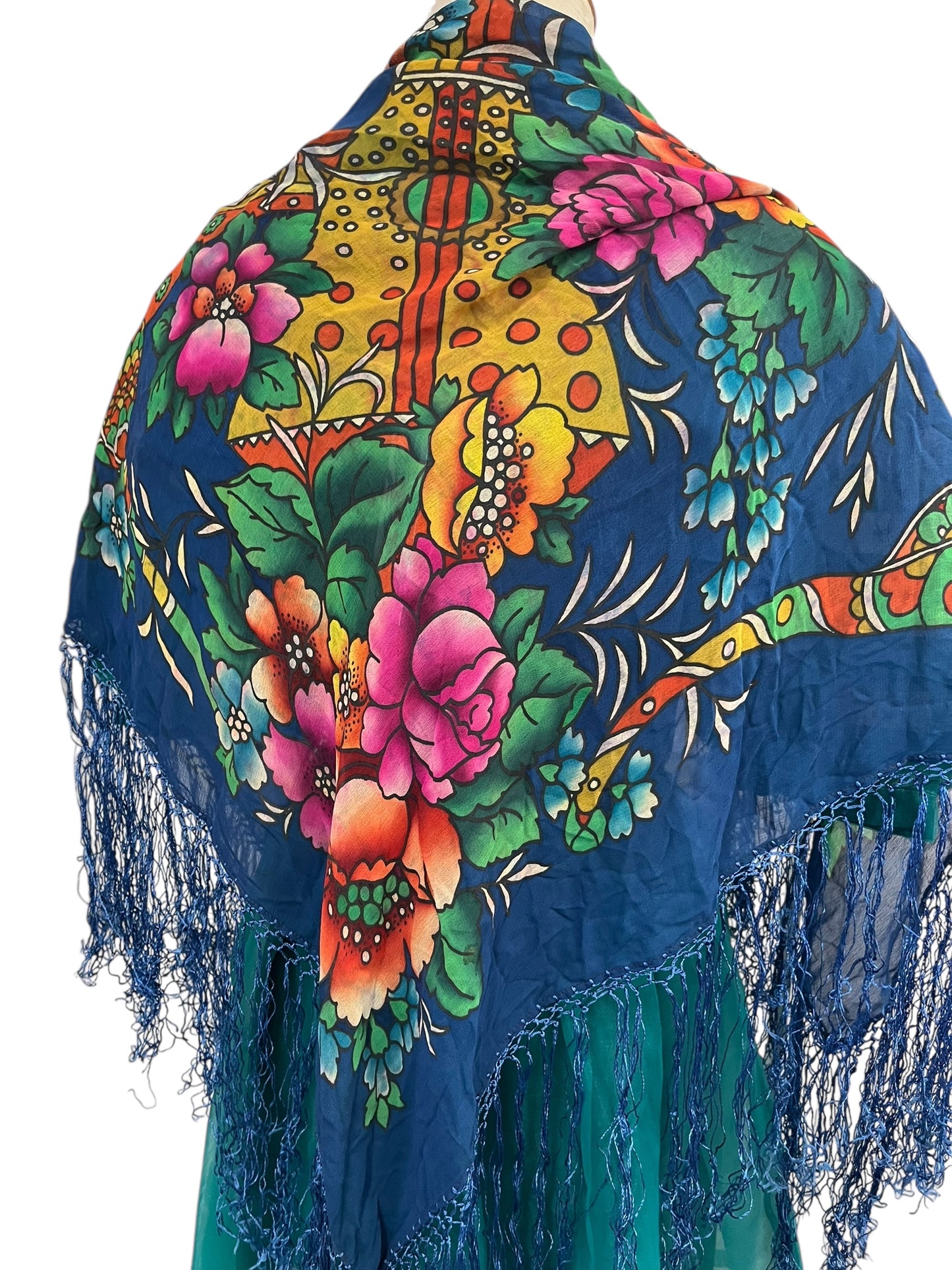 VINTAGE SILK PIANO SHAWL