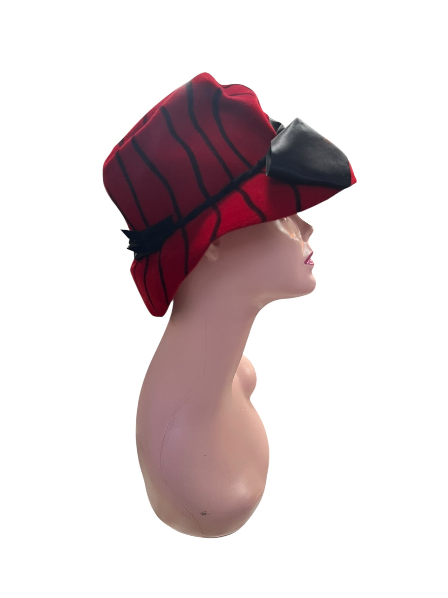 FUN RED FELT HAT