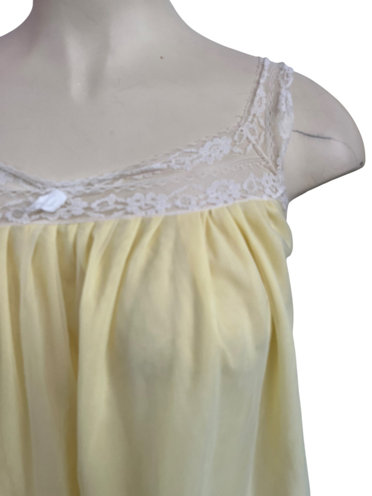 YELLOW NYLON NIGHTIE SET SZ 10