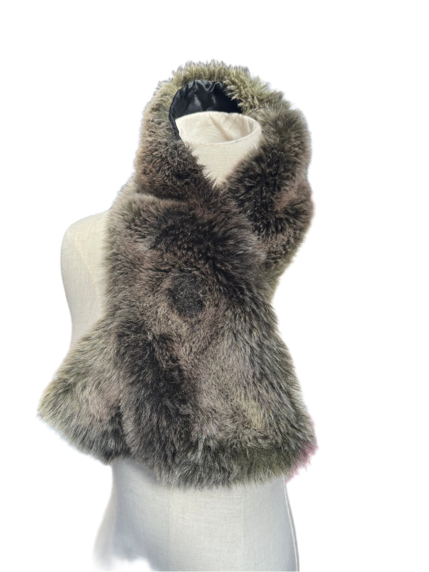 JUO FAUX FUR NECK CUFF