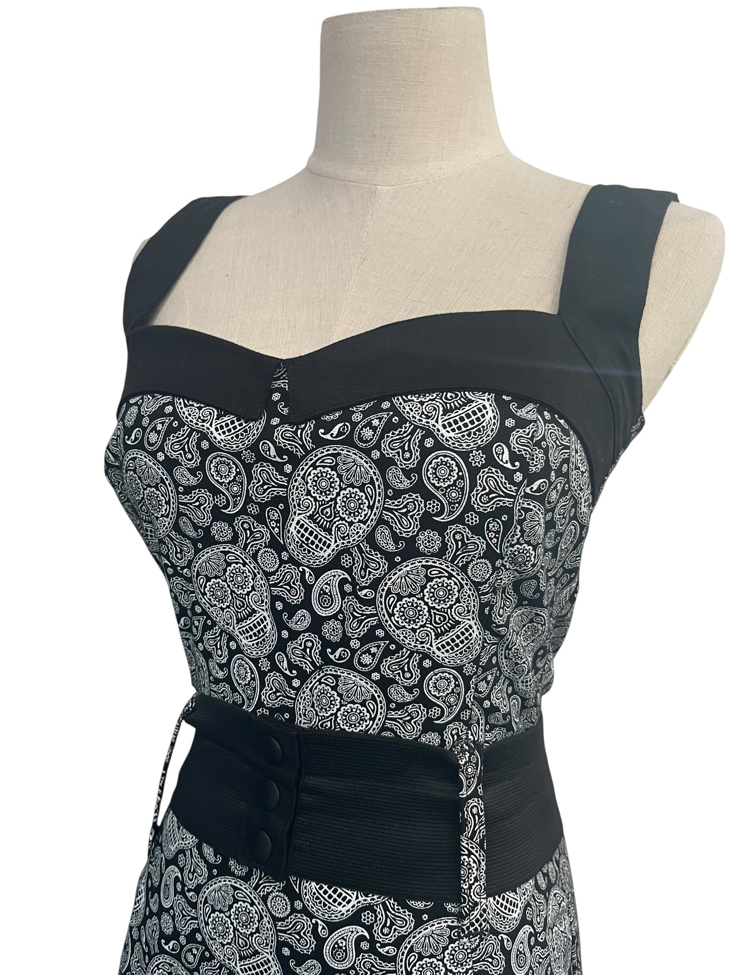 SWITCHBLADE STILETTO PAISLEY DRESS | M10