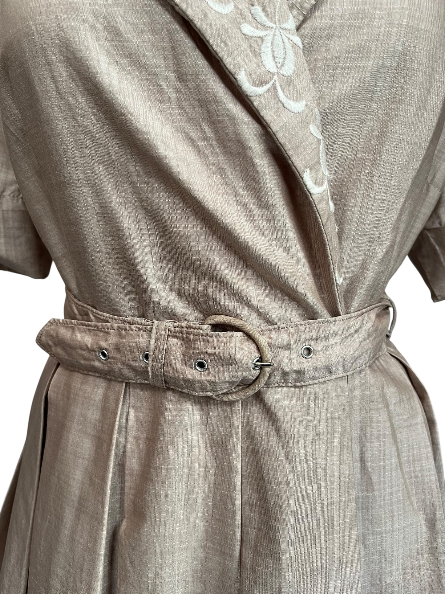 AN ANTHONYS ENBROIDERED DRESS | 12