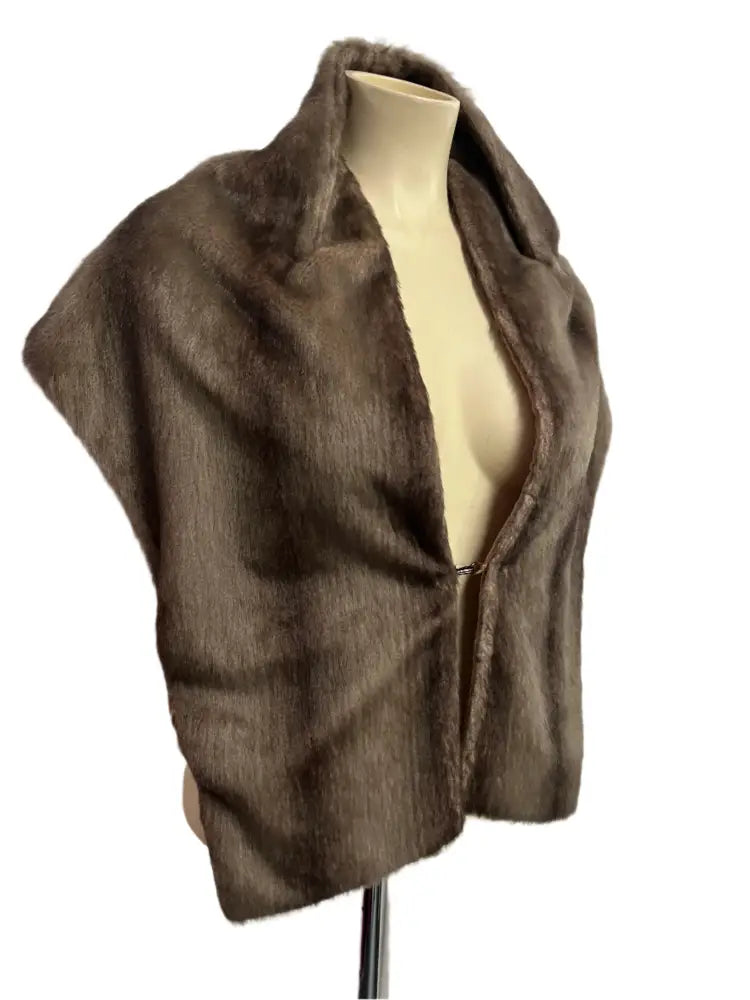 GAINSBOROUGH FAUX FUR STOLE