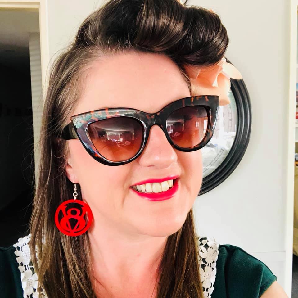 BLACK V8 EARRINGS