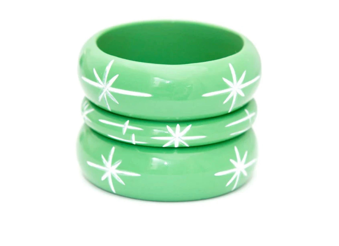 WIDE MINT GREEN CARVE STARBURST BANGLE