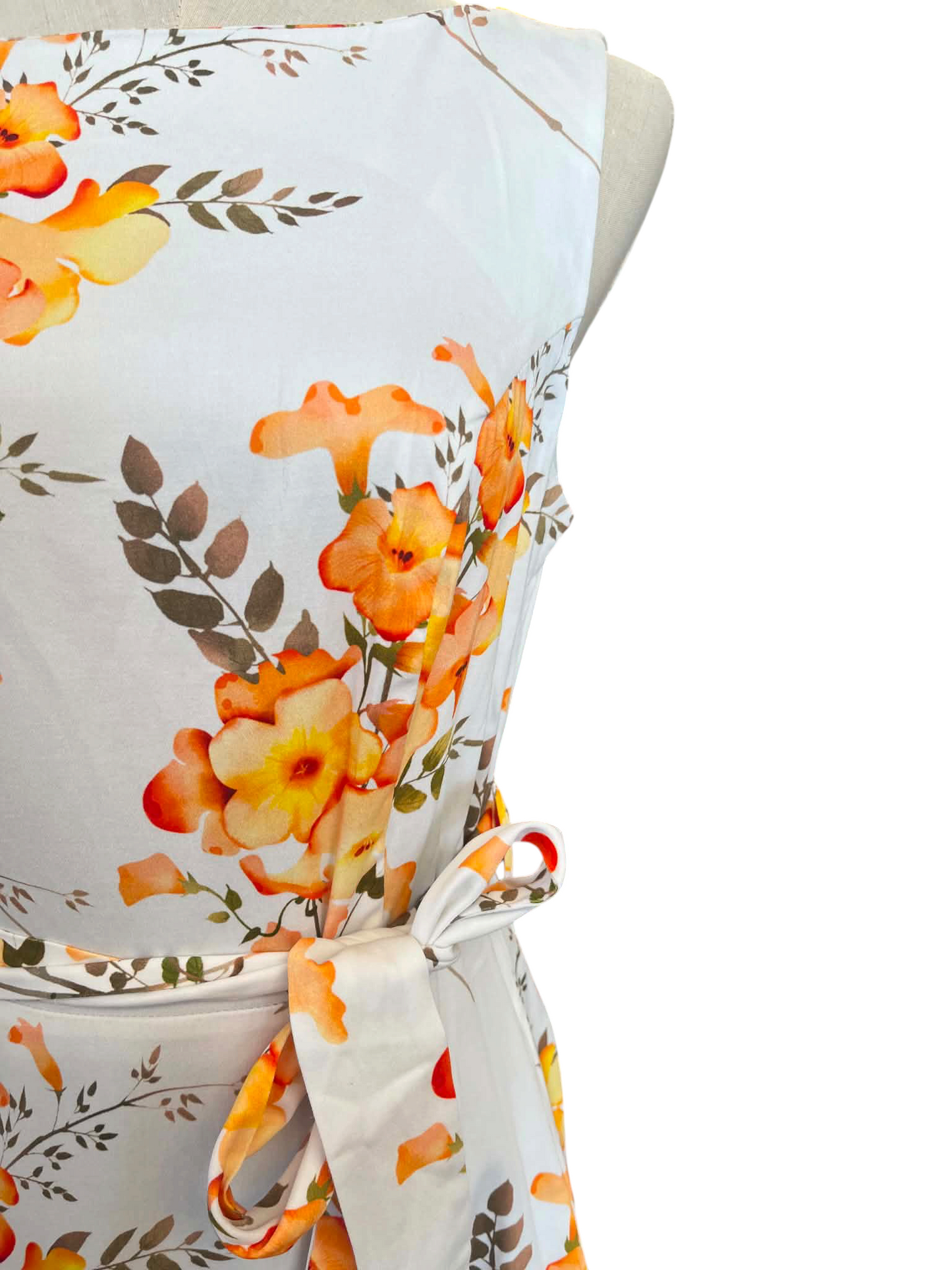 HEARTS & ROSES  FREESIA DRESS | M