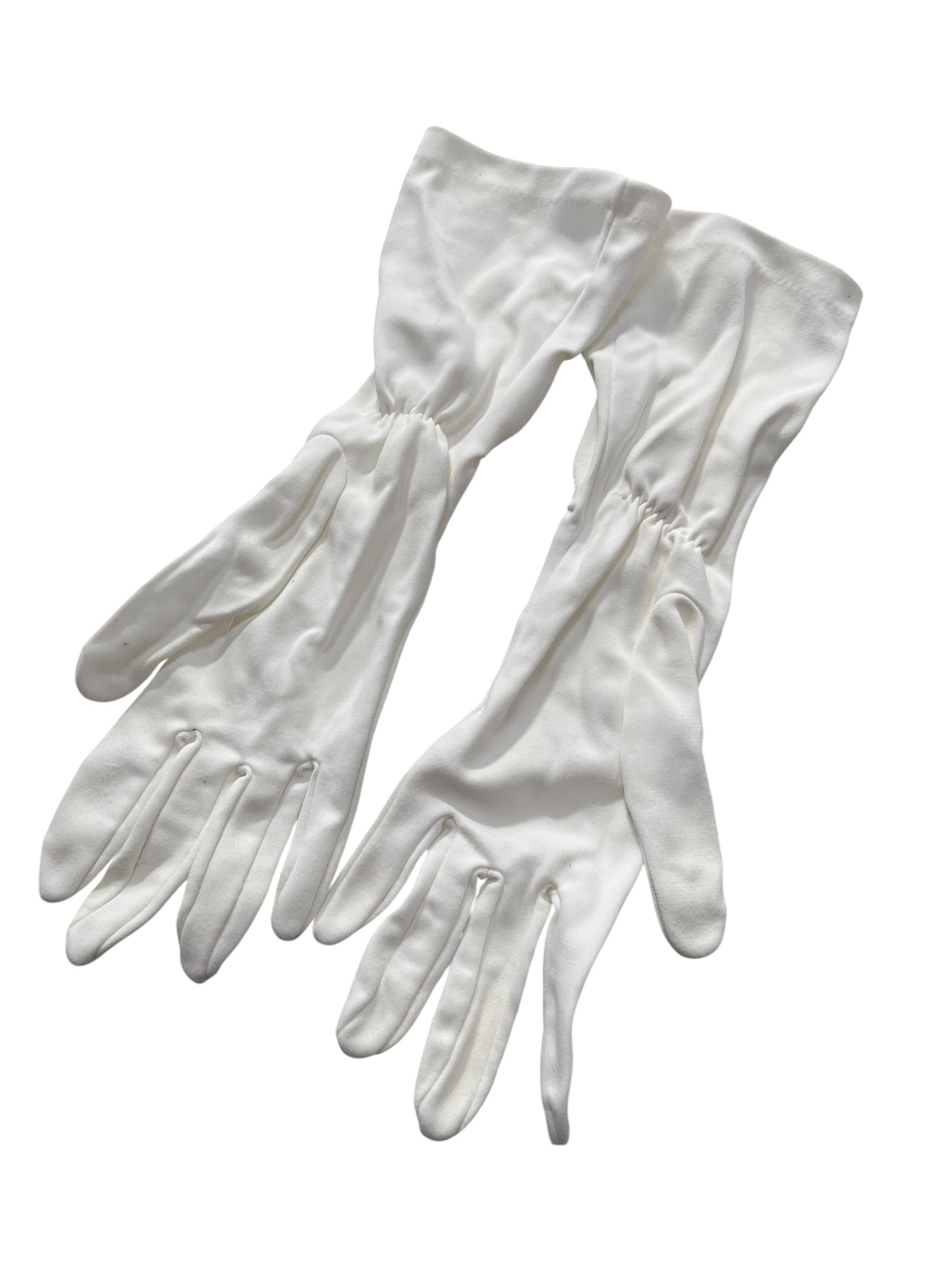 EMBROIDERED WHITE GLOVES