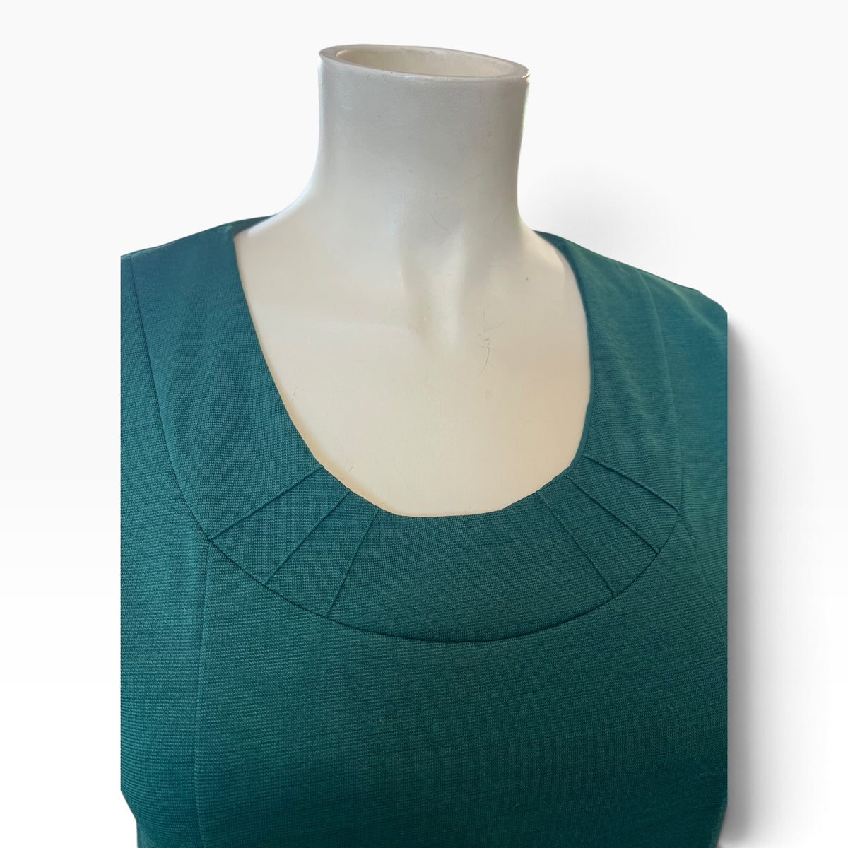 TOWNTREND GREEN TOP | 16
