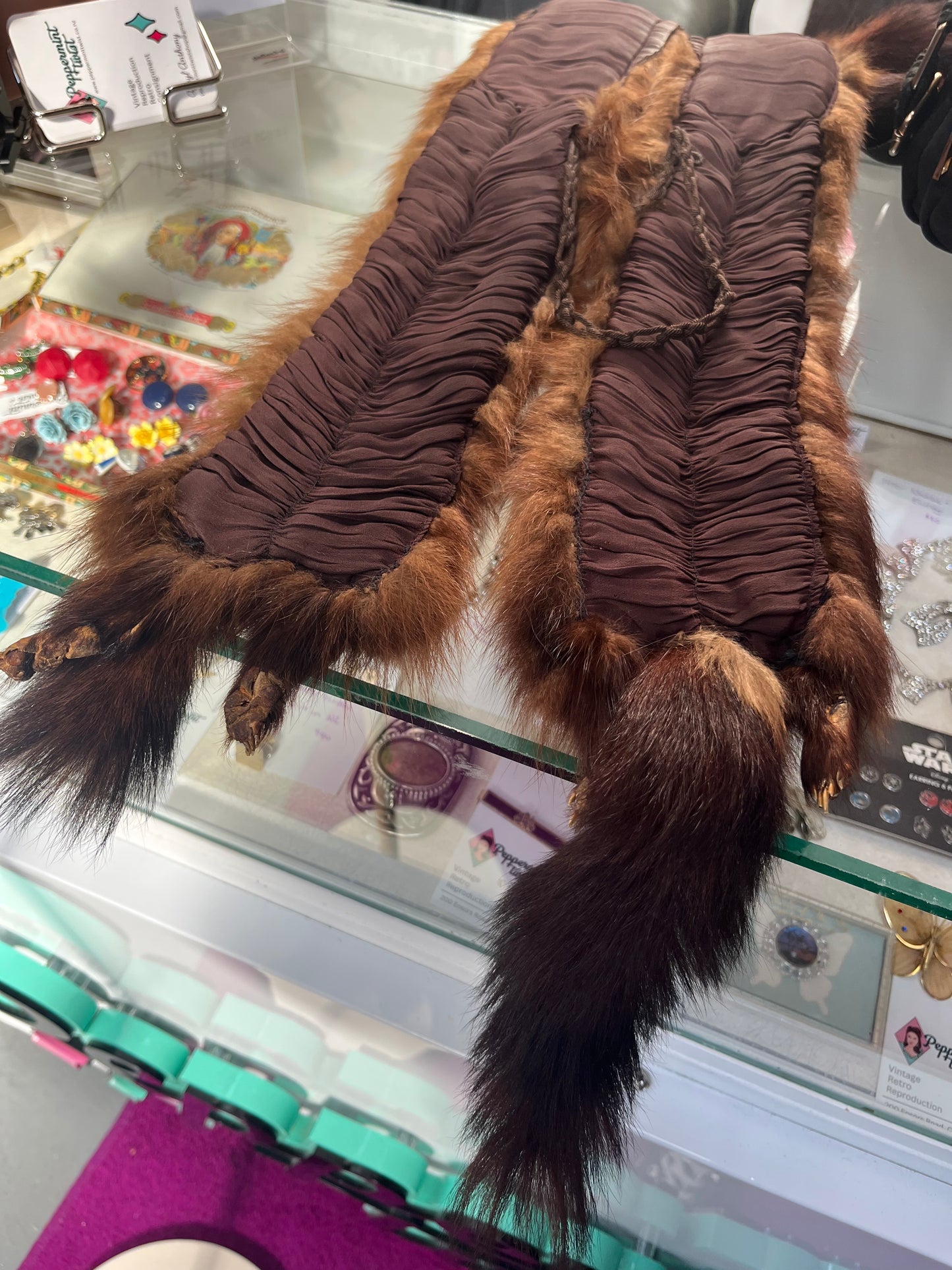 FOX FUR NECK STOLE