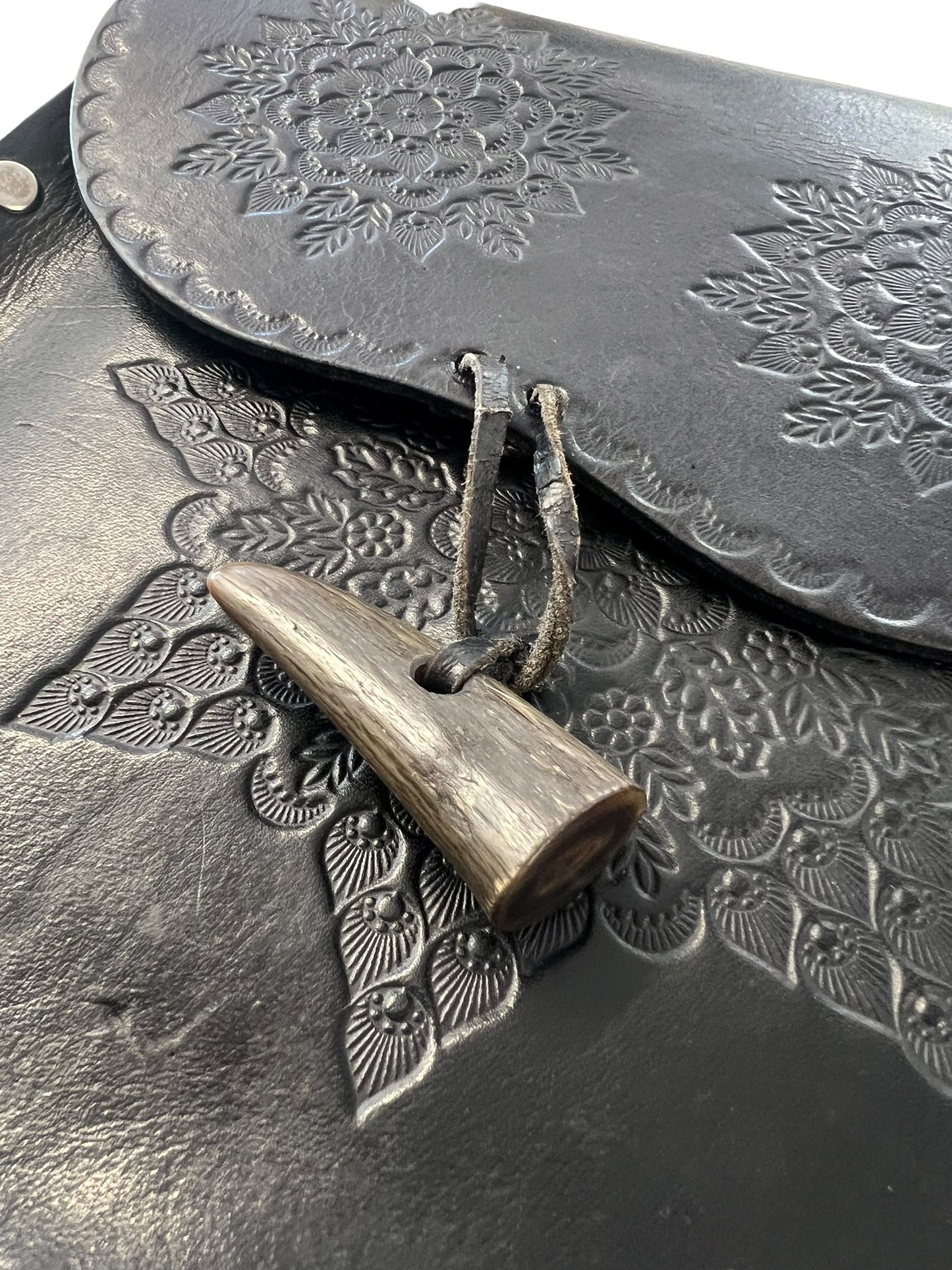 BLACK TOOLED LEATHER BAG