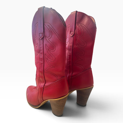 RED WESTERN BOOTS | 7