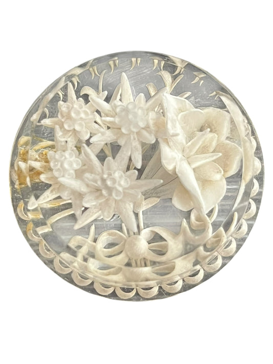 ROUND PAPER FLOWERS LUCITE BROOCH
