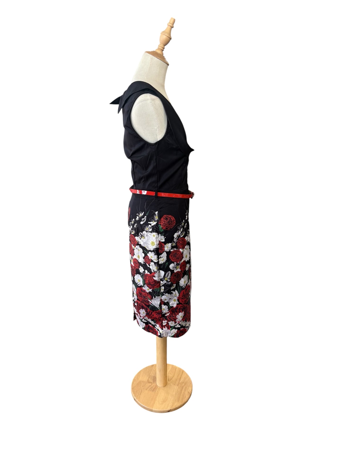 LINDY BOP BLACK ROSE DRESS | 10