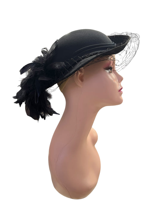 FEATHER & NET HAT