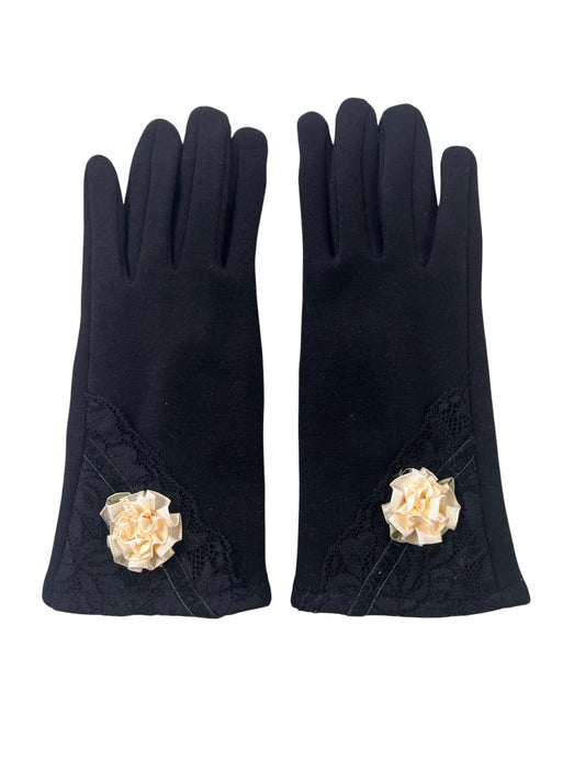 BLACK WITH CREAM ROSE GLOVES
