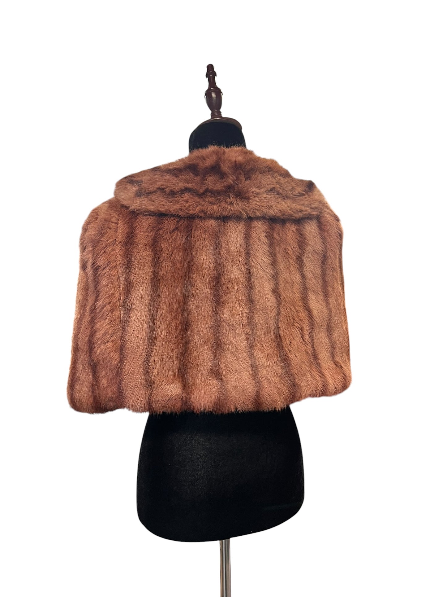 FUR CAPE