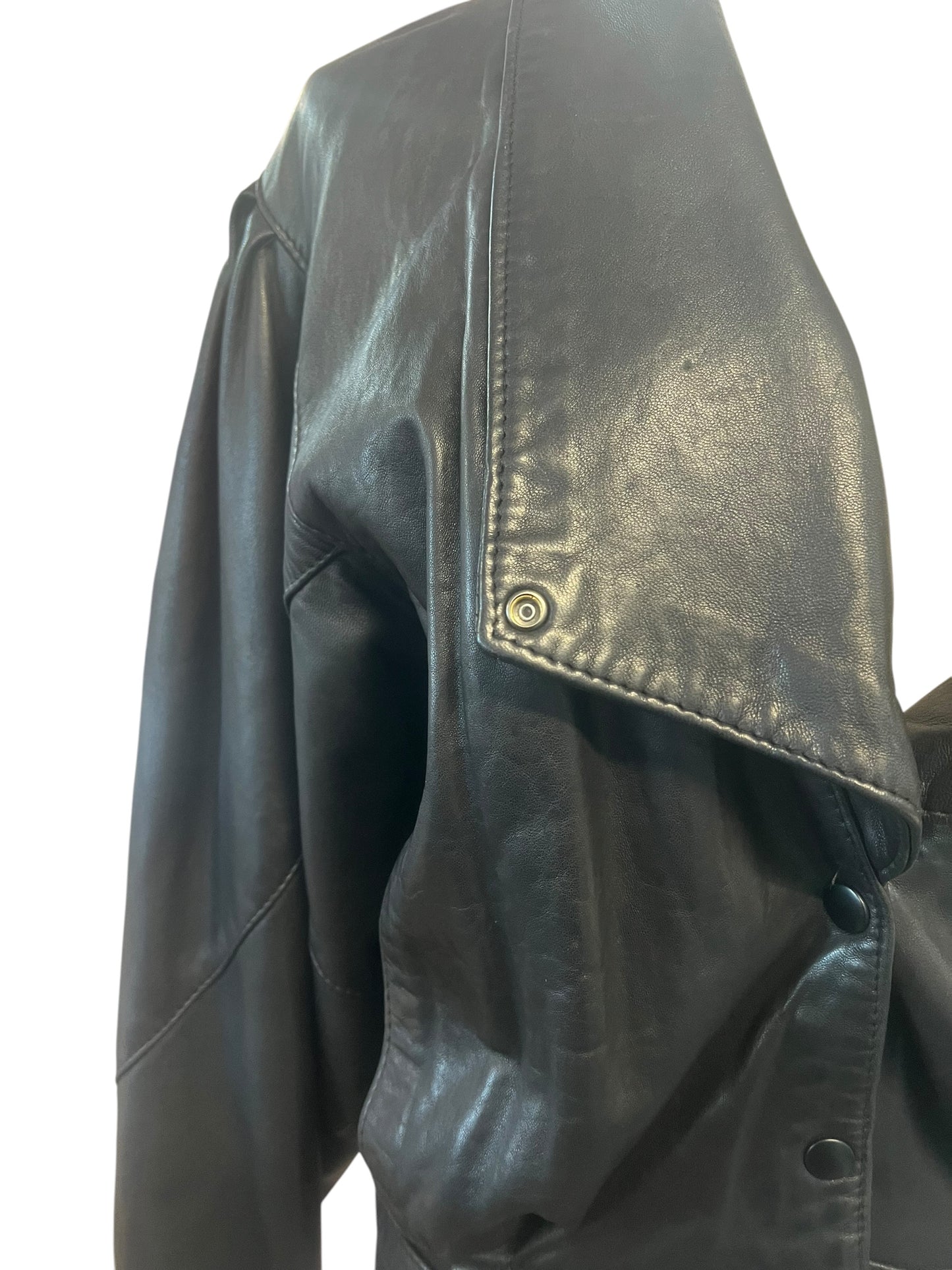 SOFT LEATHER JACKET | 8/10