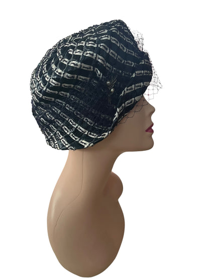 NAVY RAFFIA HAT