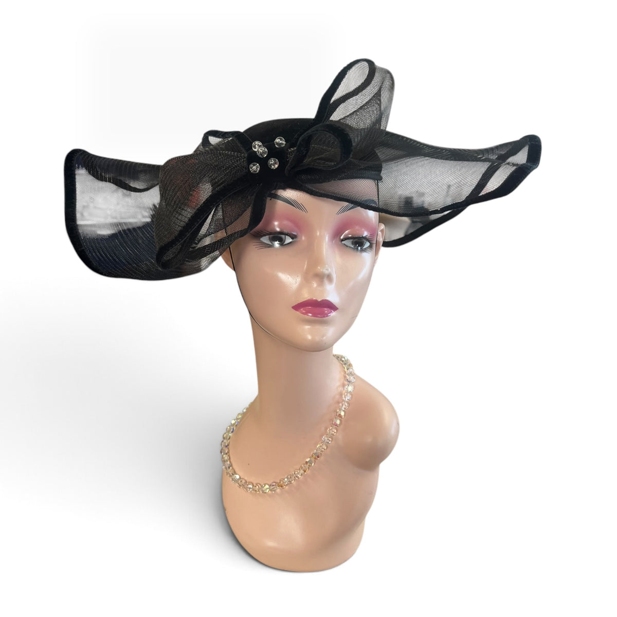BERMONA LARGE FASCINATOR