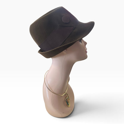 BROWN CLOCHE HAT