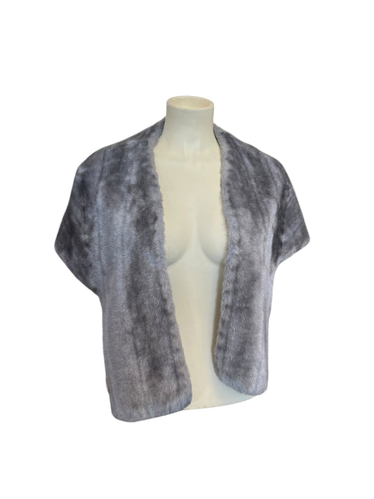 GREY FAUX FUR STOLE