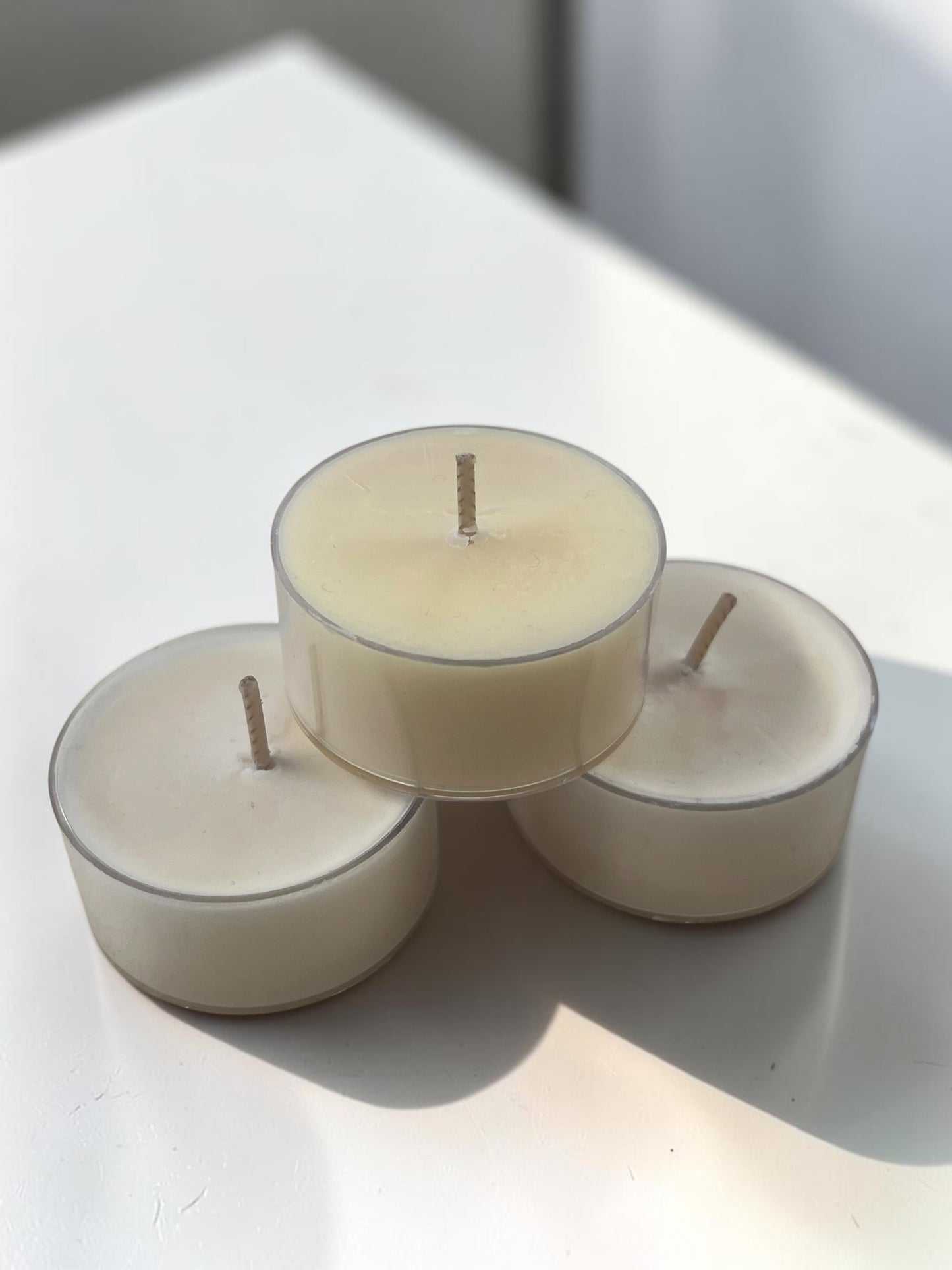 SOY TEALIGHT CANDLES 4hr burn time
