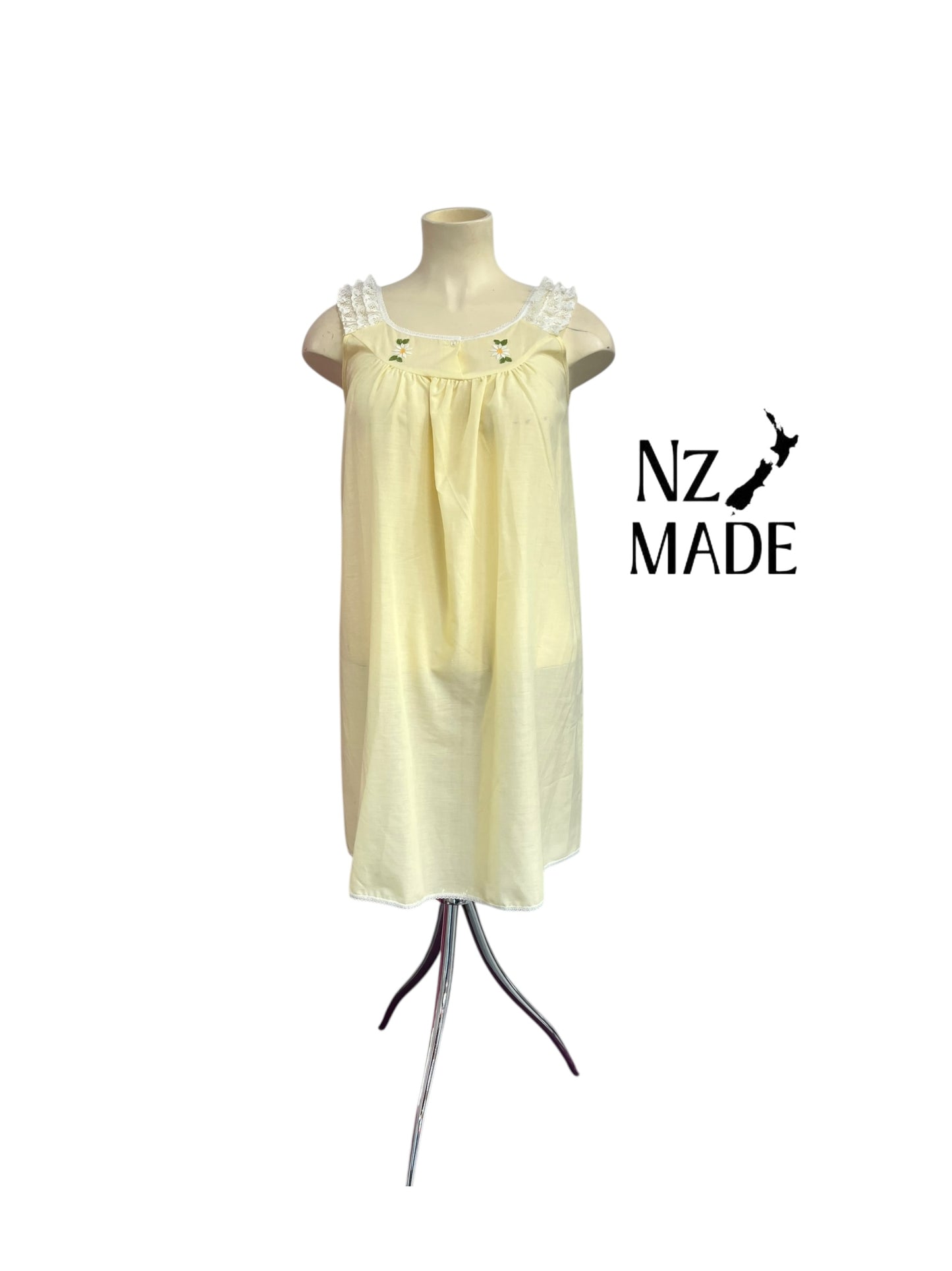 CANTERBURY COTTON NIGHTIE SZ 14