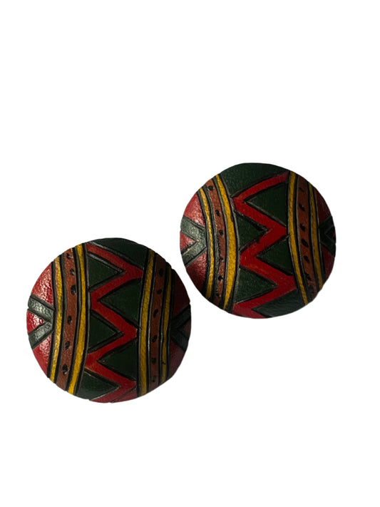 RETRO CARVED CLIP ON EARRINGS