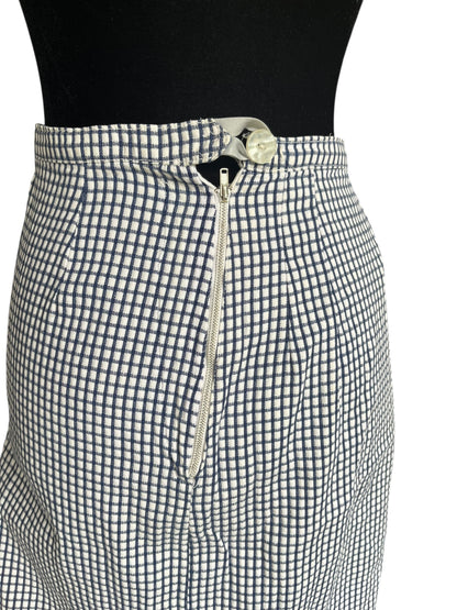 CARNEGIE MODES NAVY SUIT | 10