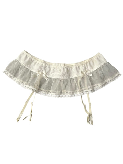 VINTAGE GARTER BELT SZ 14-18